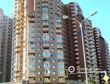 2-комнатная квартира, этаж 17 из 22, 67 м²