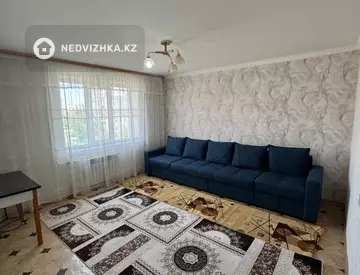 2-комнатная квартира, этаж 4 из 5, 52 м²
