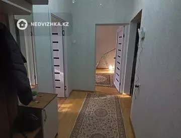 1-комнатная квартира, этаж 3 из 5, 42 м², Посуточно