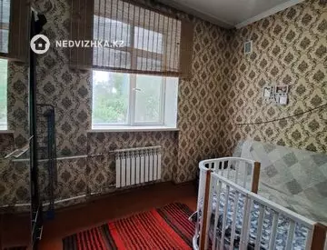 2-комнатная квартира, этаж 2 из 2, 42 м²