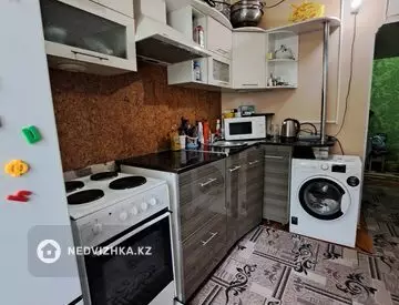 2-комнатная квартира, этаж 2 из 2, 42 м²