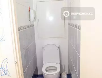 2-комнатная квартира, этаж 1 из 12, 50 м²