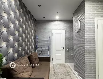 2-комнатная квартира, этаж 3 из 5, 66 м²