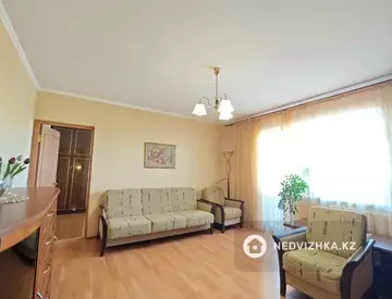 4-комнатная квартира, этаж 4 из 9, 76 м²