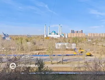 4-комнатная квартира, этаж 4 из 9, 76 м²