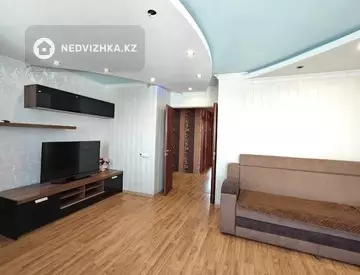 4-комнатная квартира, этаж 7 из 9, 80 м²