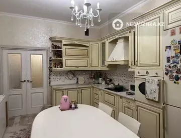 4-комнатная квартира, этаж 2 из 14, 112 м²