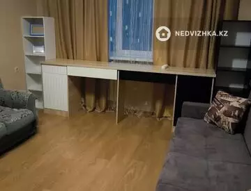 1-комнатная квартира, этаж 4 из 5, 35 м²