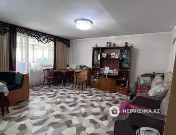 2-комнатная квартира, этаж 1 из 9, 53 м²