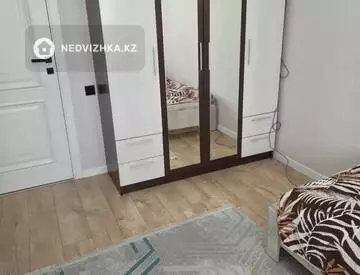 4-комнатная квартира, этаж 2 из 5, 110 м², На длительный срок