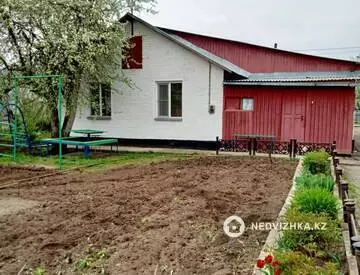 4-комнатный дом, 10 соток, 82 м²