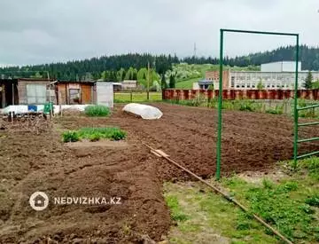 4-комнатный дом, 10 соток, 82 м²