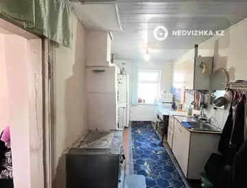 2-комнатный дом, 8 соток, 42 м²