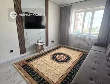 1-комнатная квартира, этаж 3 из 7, 38 м², На длительный срок