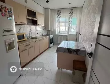 1-комнатная квартира, этаж 3 из 7, 38 м², На длительный срок