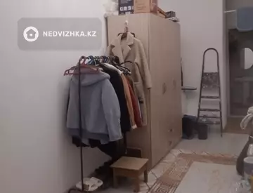 2-комнатная квартира, этаж 3 из 3, 64 м²