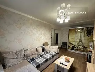 2-комнатная квартира, этаж 4 из 4, 49 м²