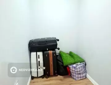 3-комнатная квартира, этаж 7 из 8, 55 м²