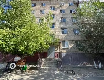 1-комнатная квартира, этаж 3 из 5, 30 м²