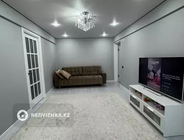 3-комнатная квартира, этаж 4 из 5, 60 м²