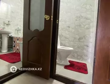 2-комнатная квартира, этаж 9 из 9, 60 м²