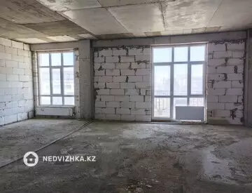 3-комнатная квартира, этаж 7 из 16, 129 м²