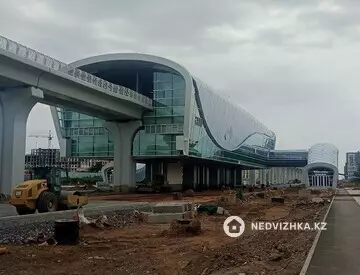 1-комнатная квартира, этаж 2 из 12, 38 м²