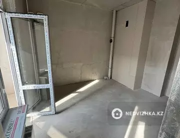 1-комнатная квартира, этаж 3 из 9, 50 м²