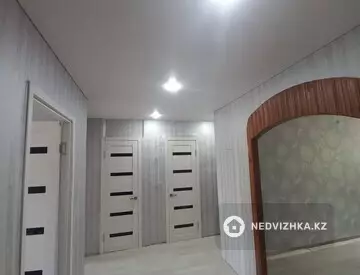 3-комнатная квартира, этаж 2 из 5, 63 м²
