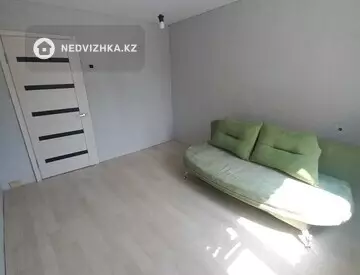 3-комнатная квартира, этаж 2 из 5, 63 м²