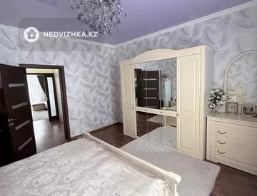 3-комнатная квартира, этаж 3 из 3, 86 м²