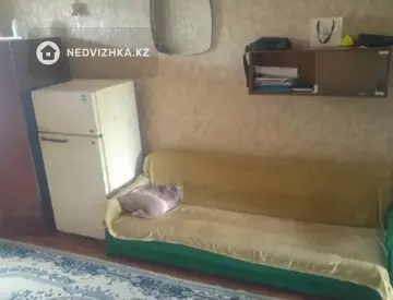 1-комнатная квартира, этаж 4 из 4, 32 м², На длительный срок