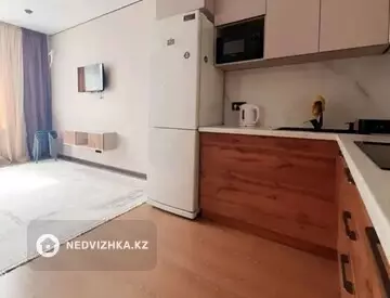 2-комнатная квартира, этаж 7 из 7, 56 м², На длительный срок