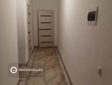 2-комнатная квартира, этаж 2 из 5, 47 м², На длительный срок