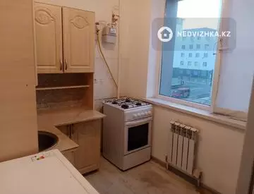 2-комнатная квартира, этаж 2 из 5, 47 м², На длительный срок