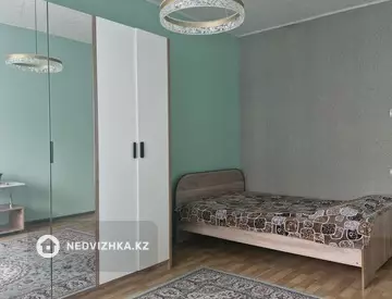 2-комнатная квартира, этаж 2 из 5, 62 м²