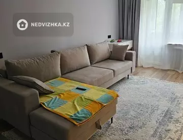 3-комнатная квартира, этаж 4 из 4, 63 м²