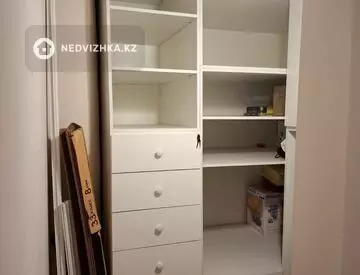 1-комнатная квартира, этаж 8 из 9, 35 м²