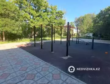3-комнатная квартира, этаж 4 из 5, 70 м²