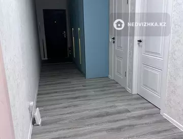 3-комнатная квартира, этаж 4 из 7, 80 м²
