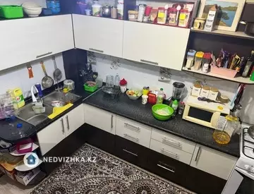 3-комнатная квартира, этаж 1 из 2, 90 м²