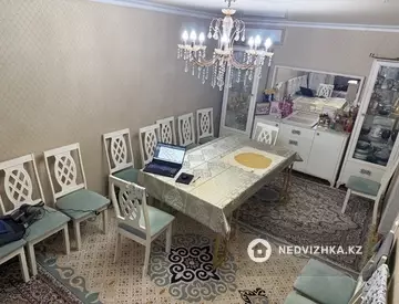 3-комнатная квартира, этаж 1 из 2, 90 м²