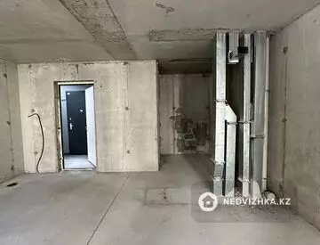 1-комнатная квартира, этаж 4 из 9, 40 м²