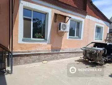 5-комнатный дом, 8 соток, 270 м²
