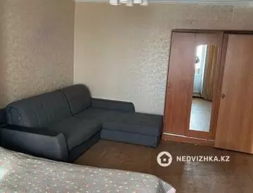 1-комнатная квартира, этаж 9 из 10, 36 м²