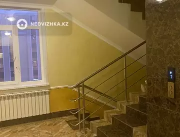 3-комнатная квартира, этаж 5 из 9, 74 м²