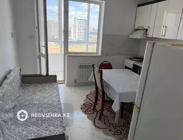 2-комнатная квартира, этаж 9 из 10, 44 м², На длительный срок