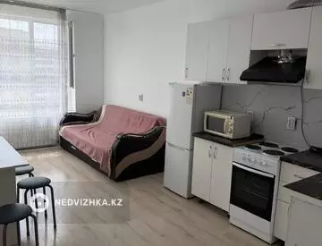 2-комнатная квартира, этаж 9 из 10, 44 м², На длительный срок