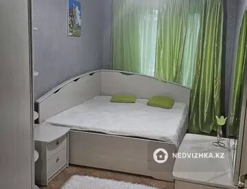 2-комнатная квартира, этаж 1 из 9, 52 м², Посуточно