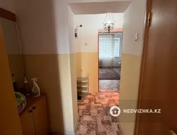 2-комнатная квартира, этаж 3 из 5, 41 м²